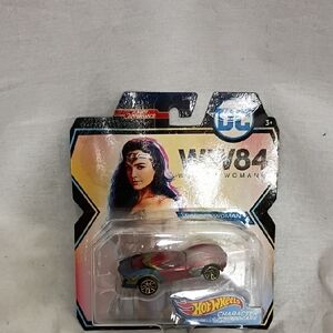 NIB 2019 Hot Wheels DC Comics Character Car WW84: WONDER WOMAN Red/Gold/Blue
